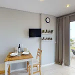 Apartament Cosy Ocean View 1 *